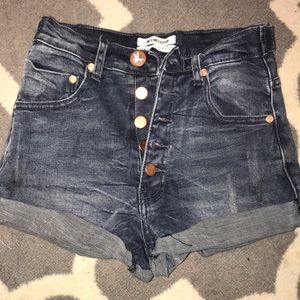 One X Teaspoon highwaisted button fly shorts